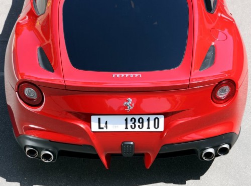 Ferrari-F12berlinetta